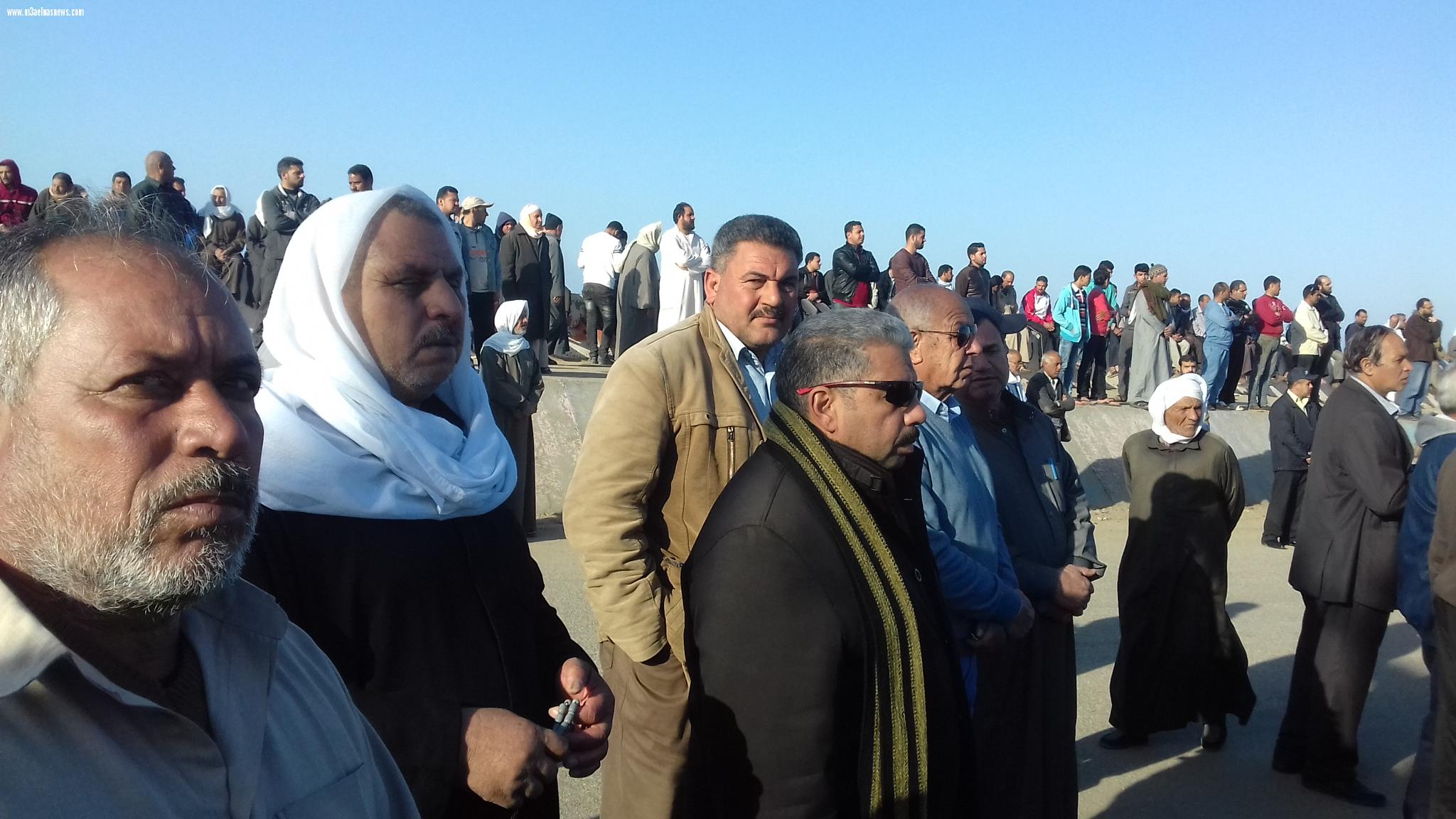 الآلاف يشيعون جثمان شيخ الصيادين بالبرلس بحضور رئيس رابطة الصحفيين بكفر الشيخ